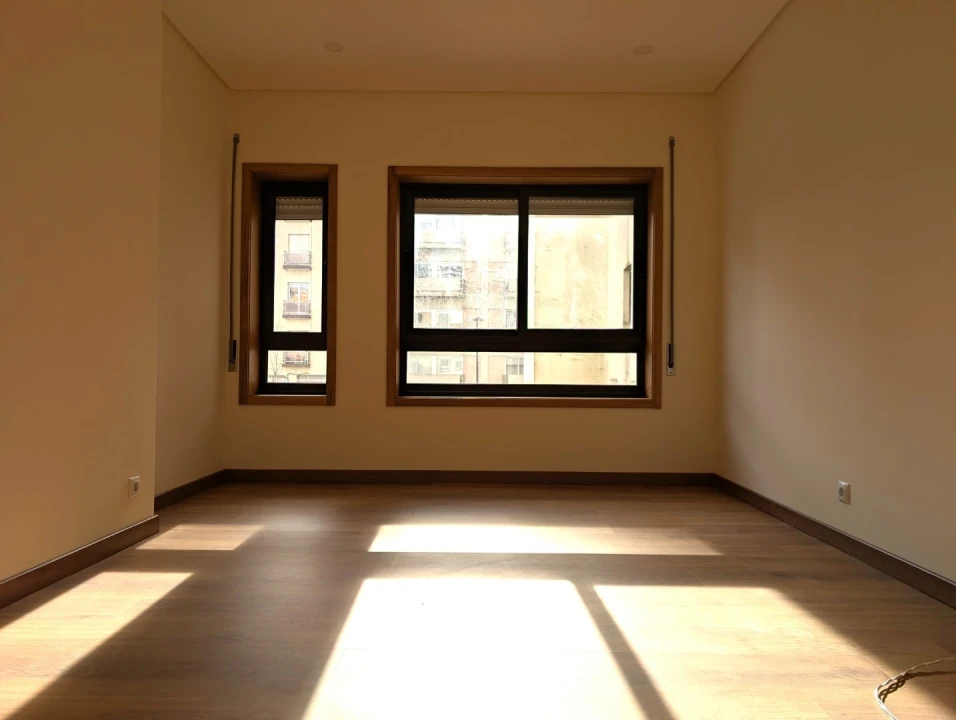 Apartamento T3 para Venda em Glória e Vera Cruz Foto 9