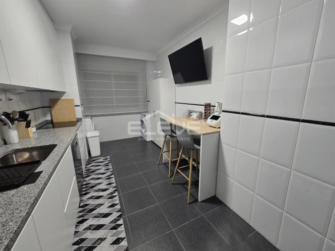 Apartamento T2 para Venda em São João de Ver Foto 6