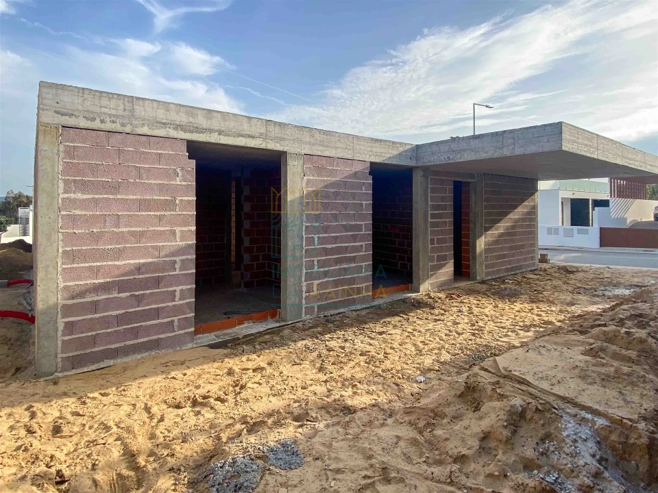 Moradia T3 para Venda em Tornada e Salir do Porto Foto 3