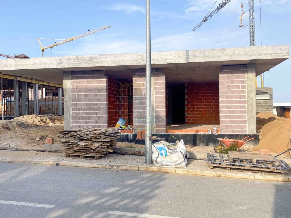 Moradia T3 para Venda em Tornada e Salir do Porto Foto 2