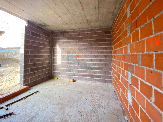 Moradia T3 para Venda em Tornada e Salir do Porto Foto 11