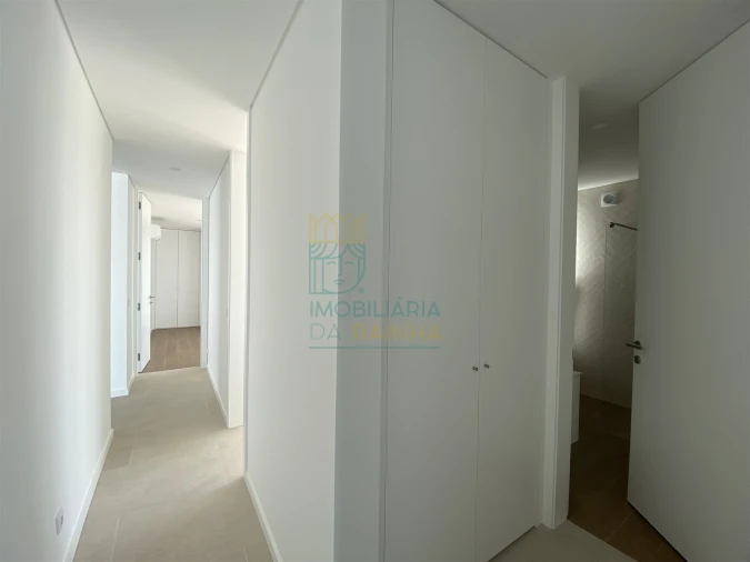 Moradia T2 para Venda em Tornada e Salir do Porto Foto 18