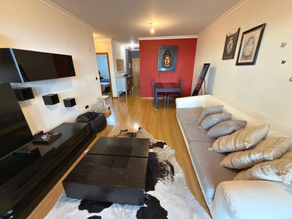 Apartamento T2 para Venda em Camara de Lobos Foto 2