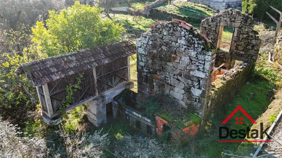 Quinta T0 para Venda em Fataunços e Figueiredo das Donas Foto 6