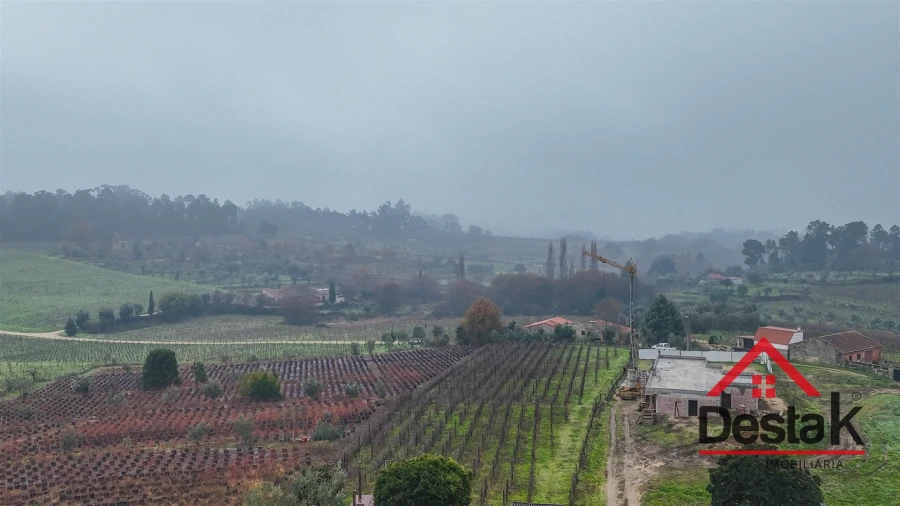 Terreno para Venda em Silgueiros Foto 4
