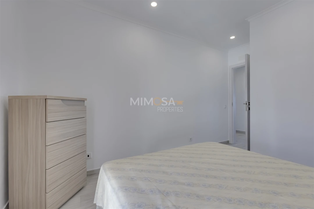 Apartamento T2 para Arrendamento em Aljezur Foto 16