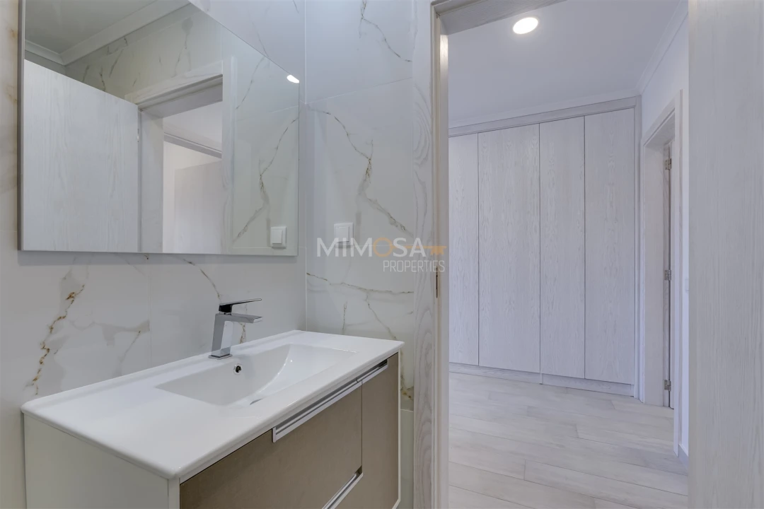 Apartamento T2 para Arrendamento em Aljezur Foto 10