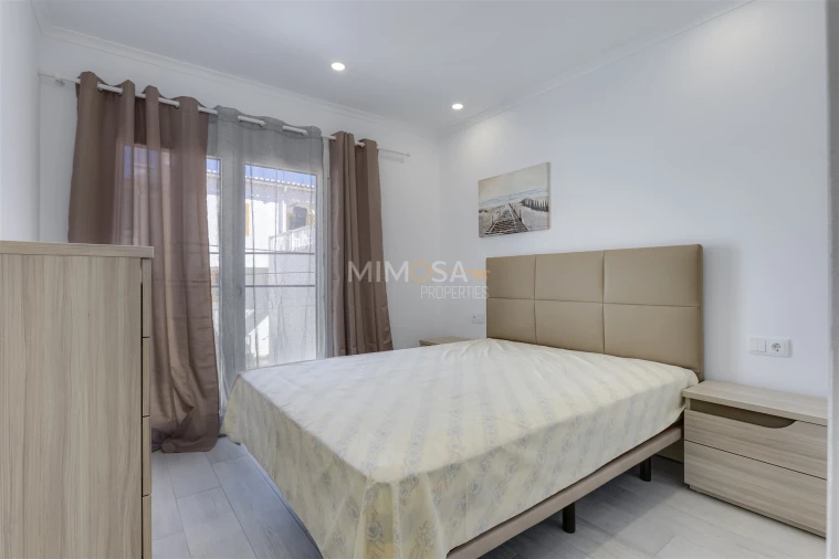 Apartamento T2 para Arrendamento em Aljezur Foto 11