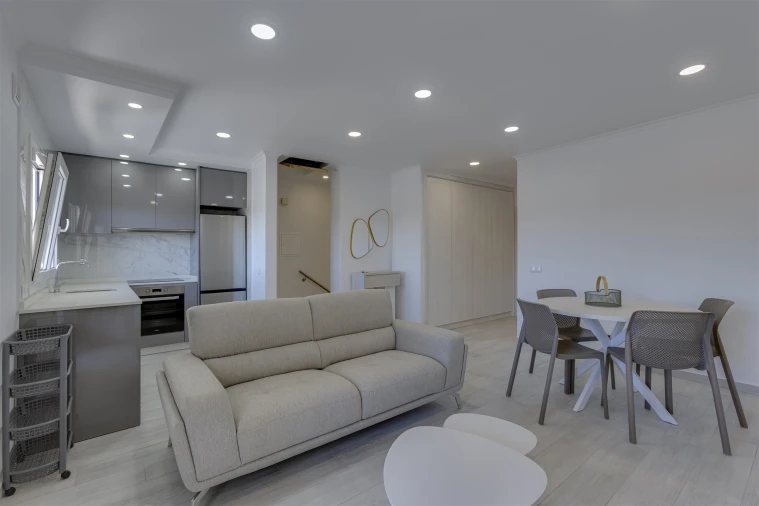 Apartamento T2 para Arrendamento em Aljezur Foto 1