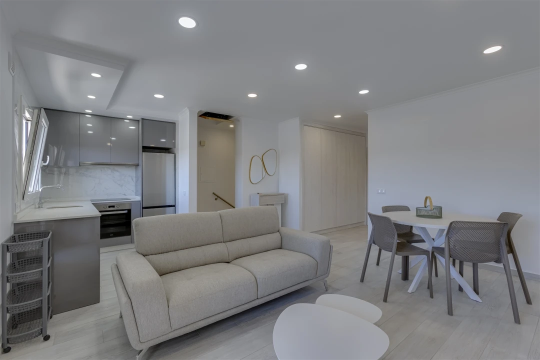 Apartamento T2 para Arrendamento em Aljezur Foto 1