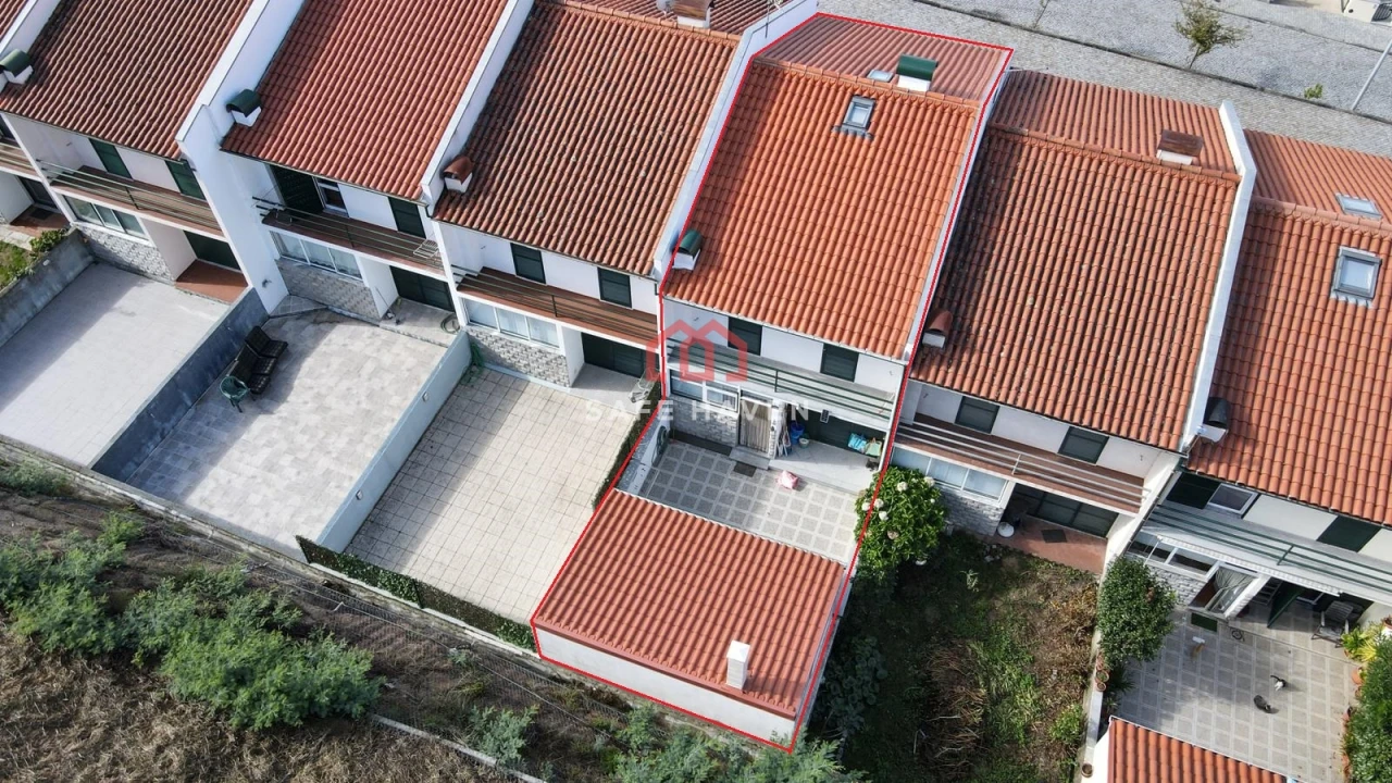 Moradia T3 para Venda em Seia, São Romão e Lapa dos Dinheiros Foto 2