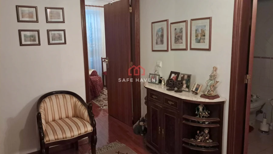 Moradia T3 para Venda em Seia, São Romão e Lapa dos Dinheiros Foto 12