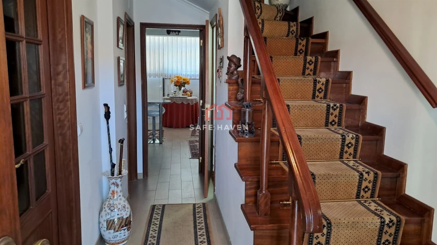 Moradia T3 para Venda em Seia, São Romão e Lapa dos Dinheiros Foto 10