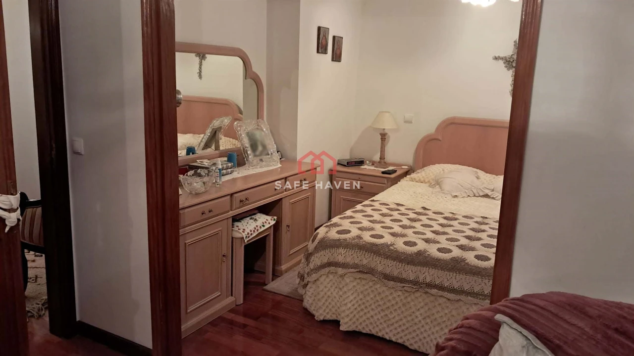 Moradia T3 para Venda em Seia, São Romão e Lapa dos Dinheiros Foto 15