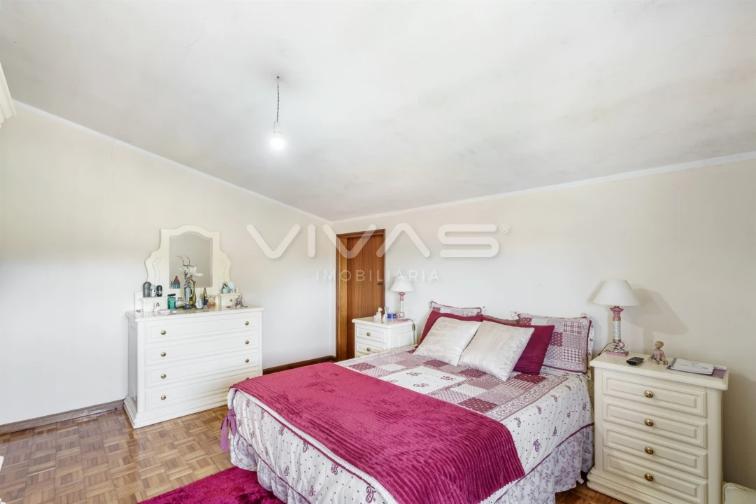 Moradia T6 para Venda em Lage Foto 23