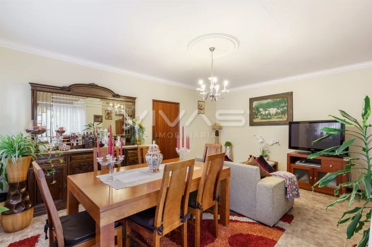 Moradia T6 para Venda em Lage Foto 6