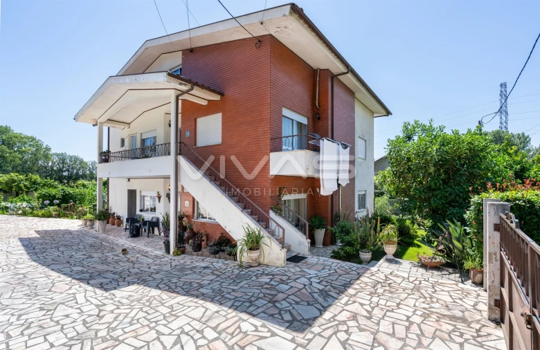 Moradia T6 para Venda em Lage