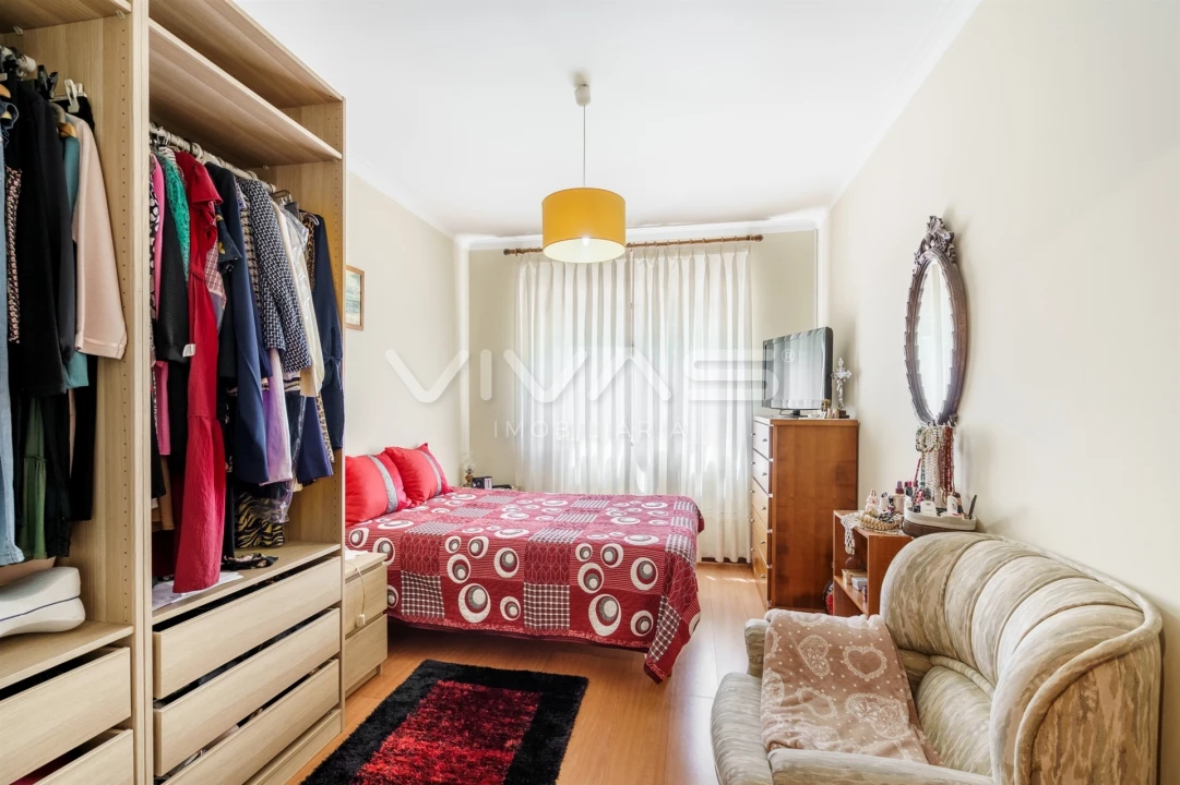 Moradia T6 para Venda em Lage Foto 12