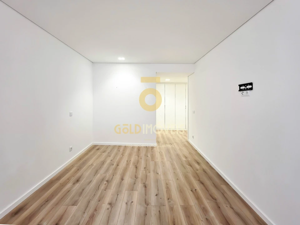 Apartamento T3 para Venda em Penafiel Foto 12