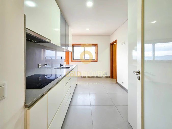 Apartamento T3 para Arrendamento em Penafiel Foto 1