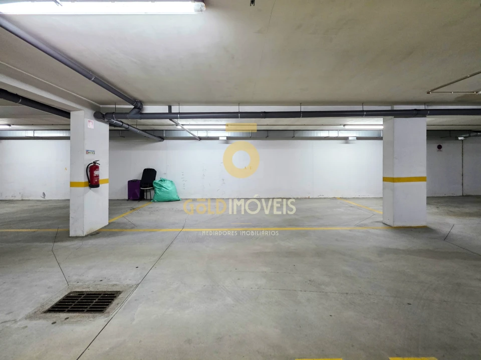 Apartamento T3 para Arrendamento em Penafiel Foto 21