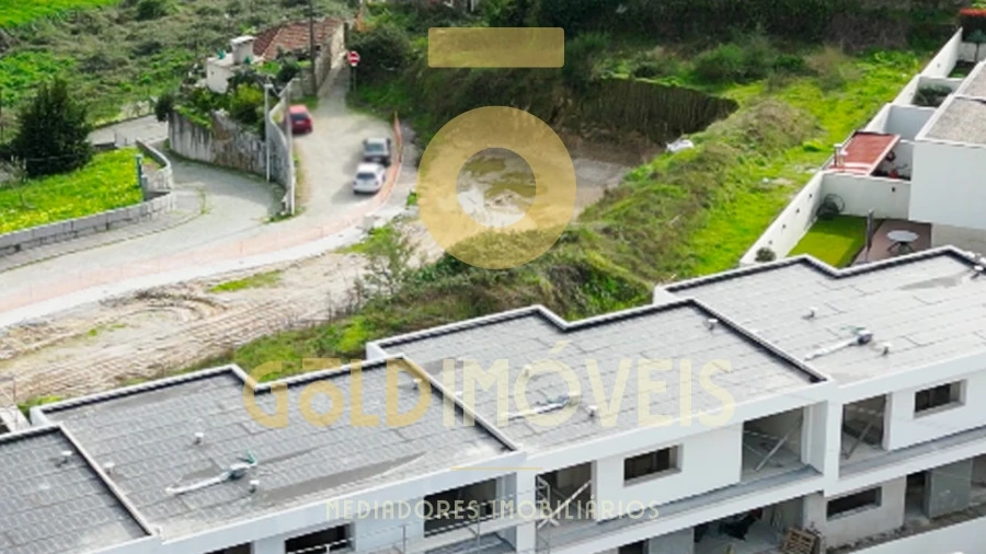 Moradia T3 para Venda em Alpendorada, Várzea e Torrão