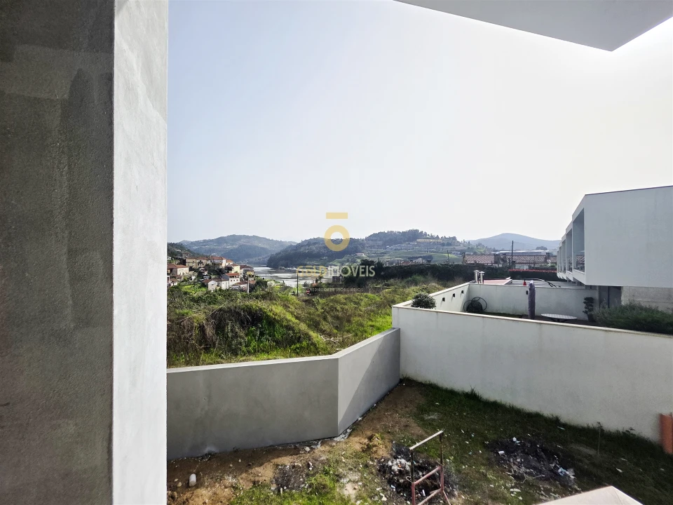 Moradia T3 para Venda em Alpendorada, Várzea e Torrão Foto 26