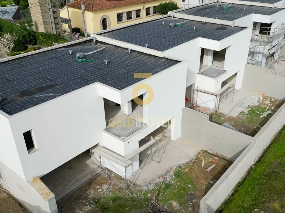 Moradia T3 para Venda em Alpendorada, Várzea e Torrão Foto 8