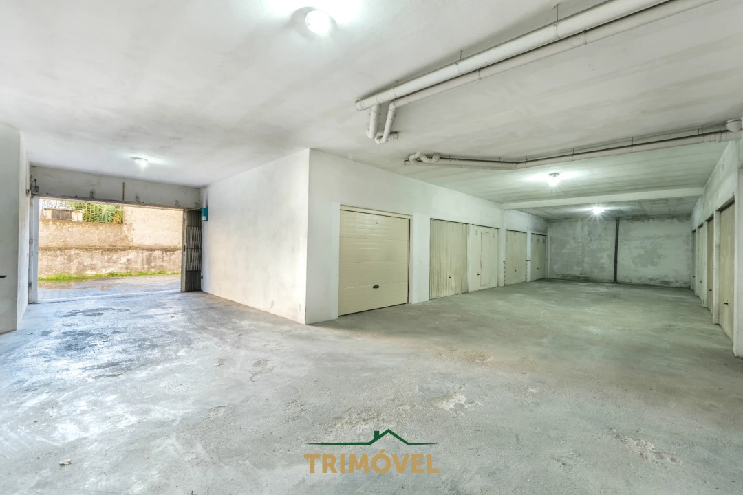 Apartamento T2 para Venda em São Roque Foto 16