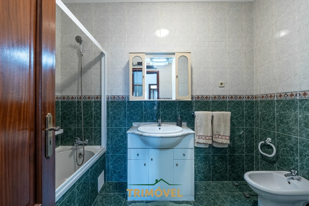 Apartamento T2 para Venda em São Roque Foto 10