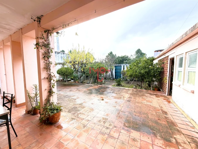 Moradia T8 para Venda em Tramagal Foto 34