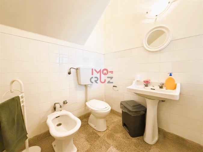 Moradia T8 para Venda em Tramagal Foto 17