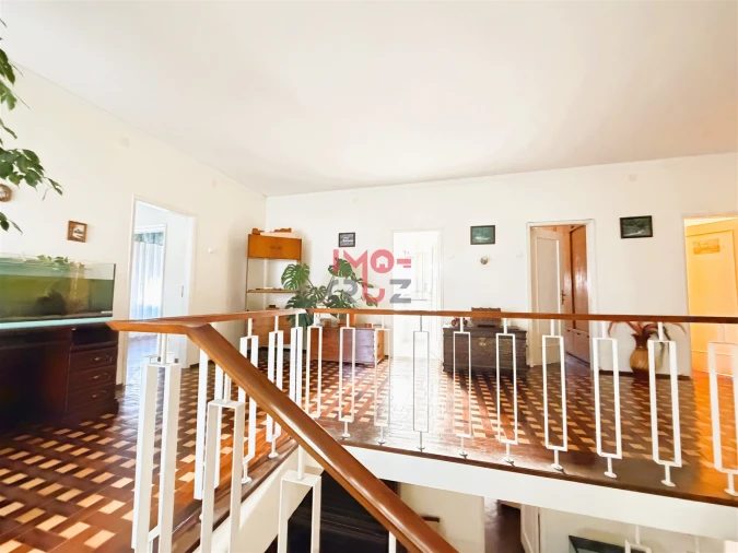 Moradia T8 para Venda em Tramagal Foto 18