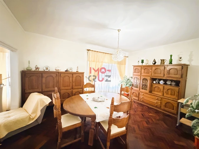 Moradia T8 para Venda em Tramagal Foto 10