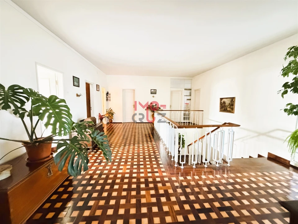 Moradia T8 para Venda em Tramagal Foto 24