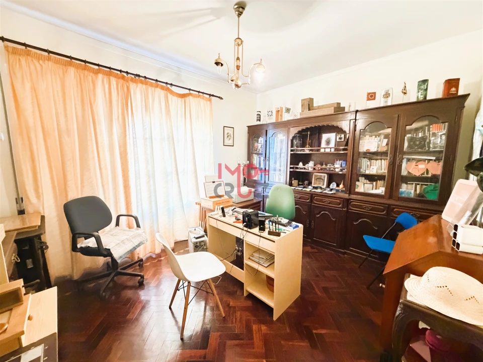 Moradia T8 para Venda em Tramagal Foto 14