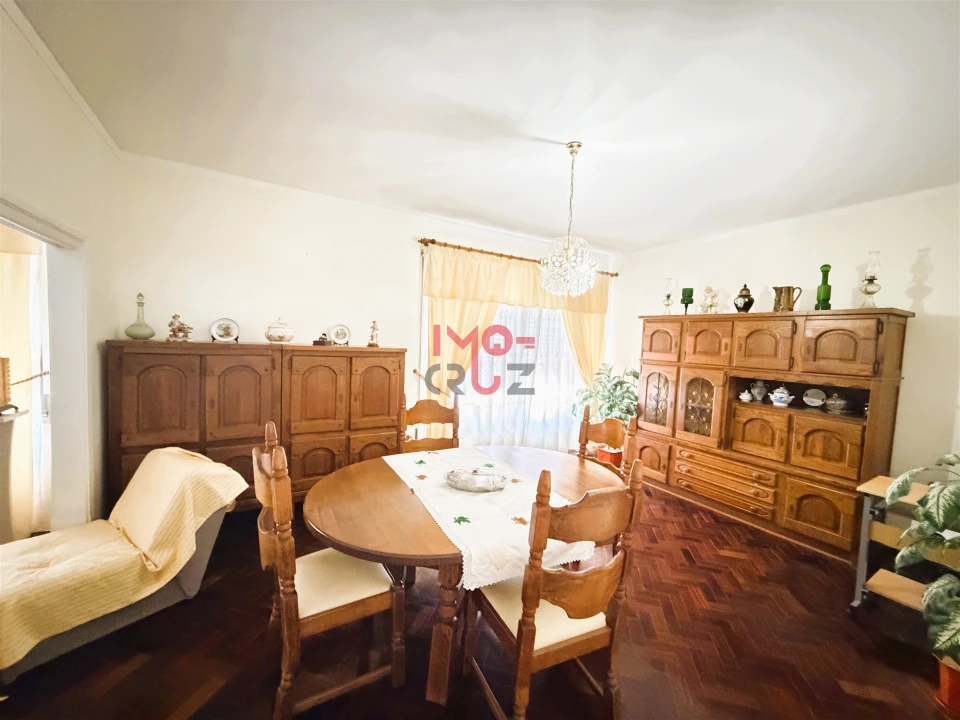 Moradia T8 para Venda em Tramagal Foto 10