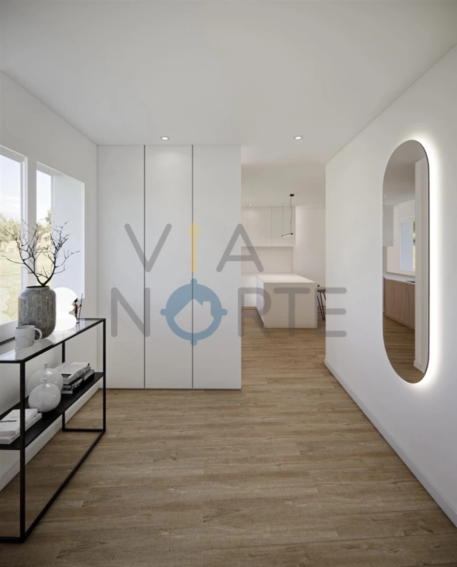 Apartamento T1 para Venda em Sé, Santa Maria e Meixedo Foto 6