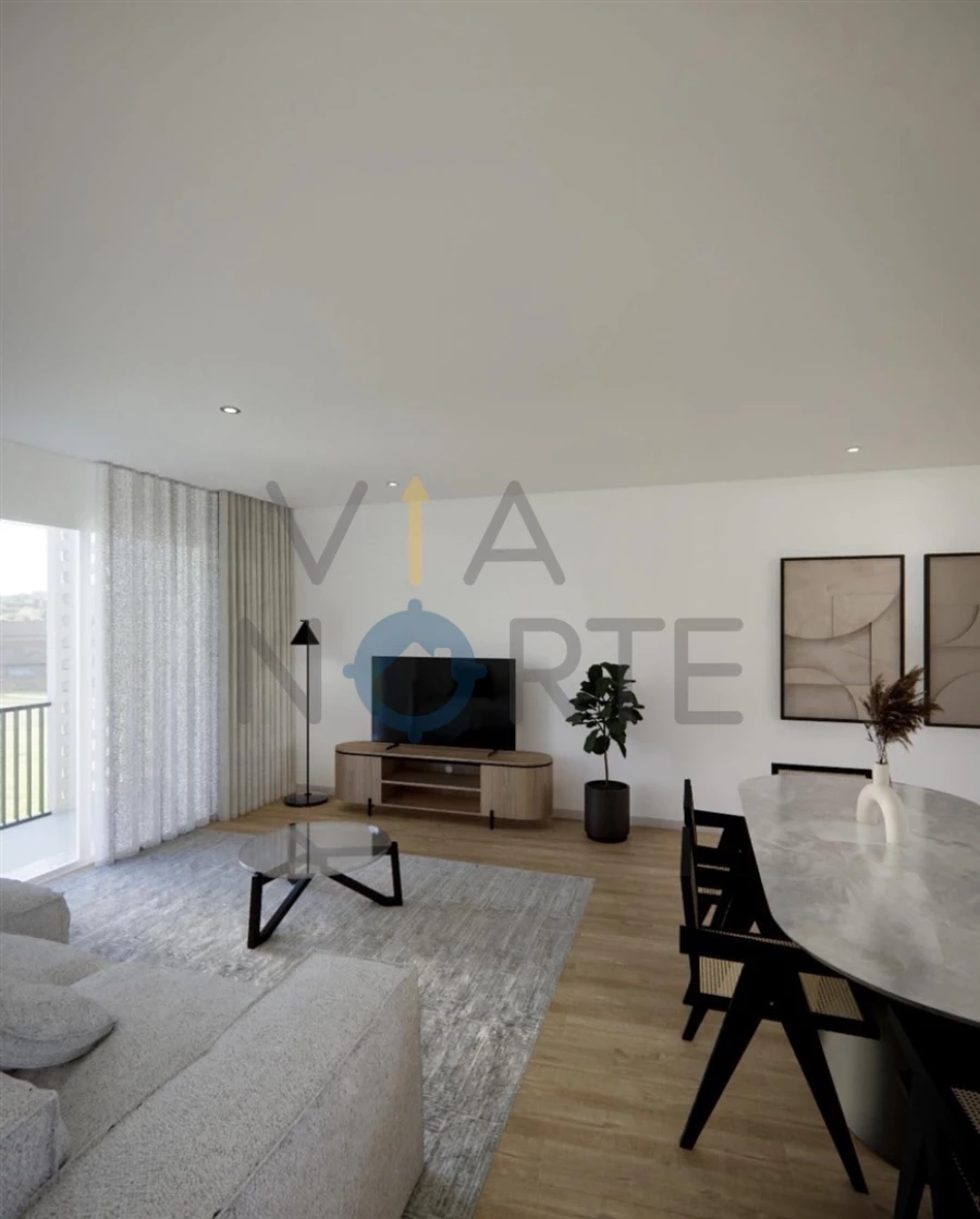 Apartamento T1 para Venda em Sé, Santa Maria e Meixedo Foto 4