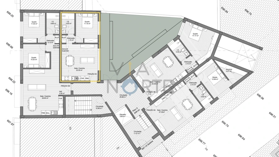 Apartamento T0 para Venda em Sé, Santa Maria e Meixedo Foto 11