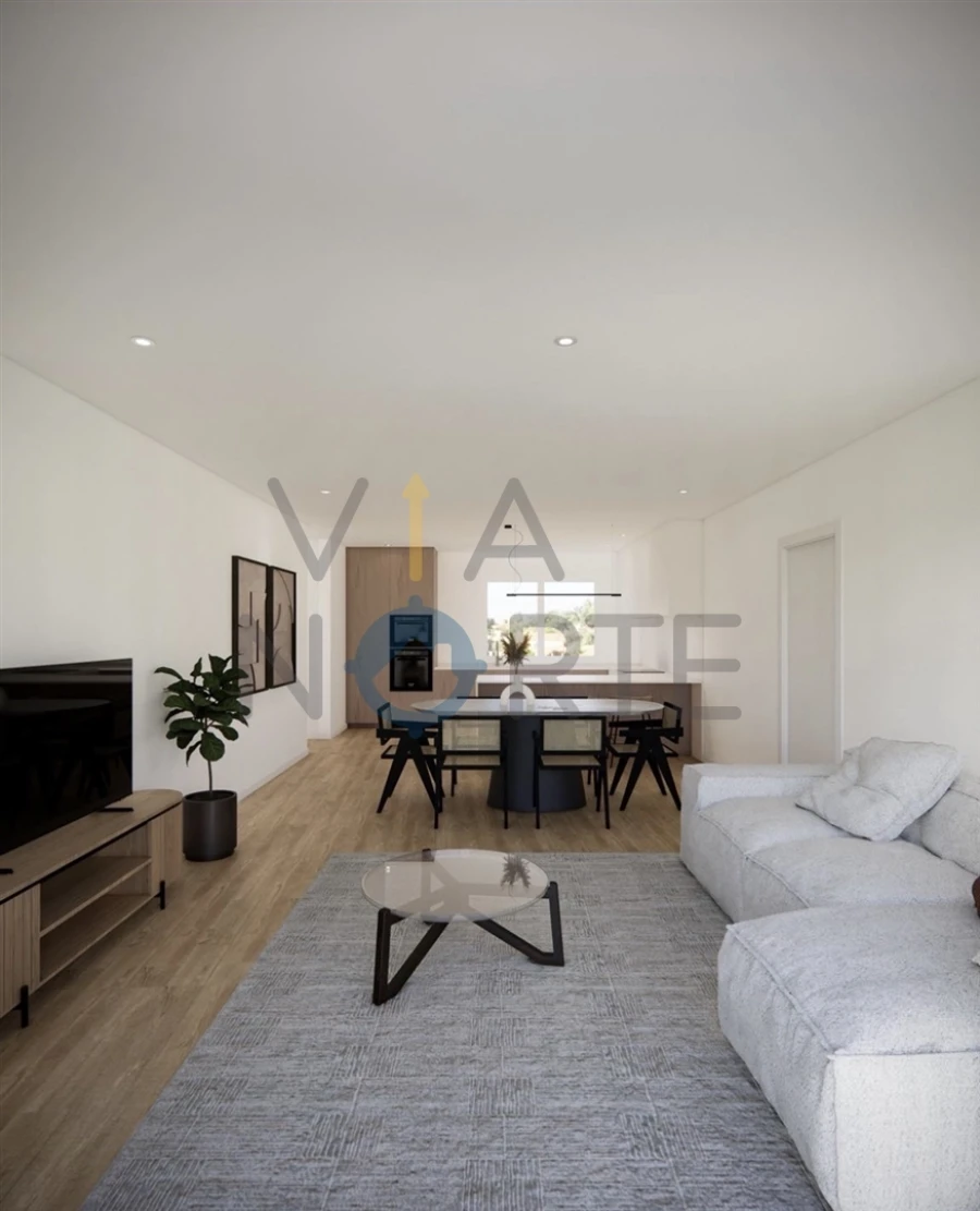 Apartamento T2 para Venda em Sé, Santa Maria e Meixedo Foto 9