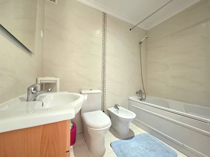 Apartamento T1 para Venda em Covilhã e Canhoso Foto 8