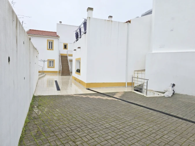 Apartamento T2 para Venda em Sé e São Lourenço Foto 15