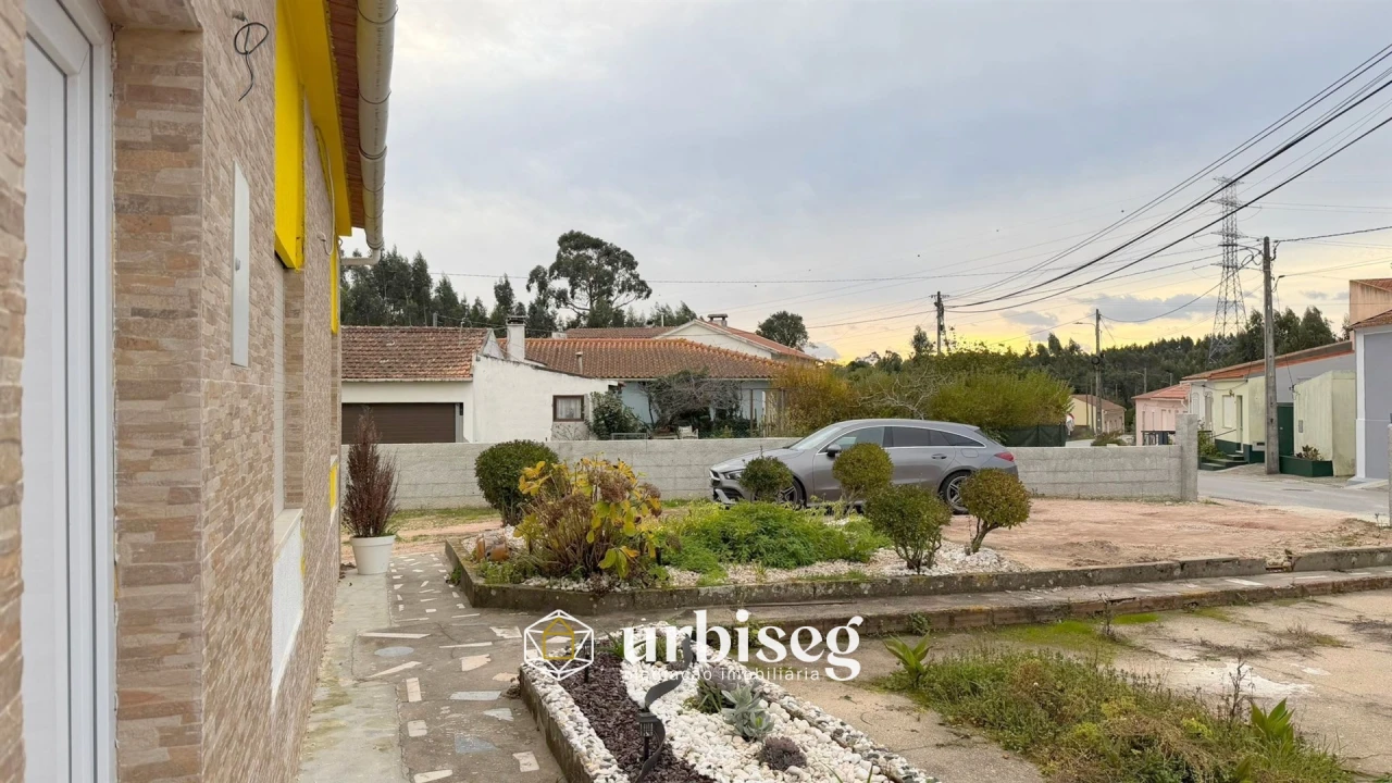 Moradia T3 para Venda em Paião Foto 2