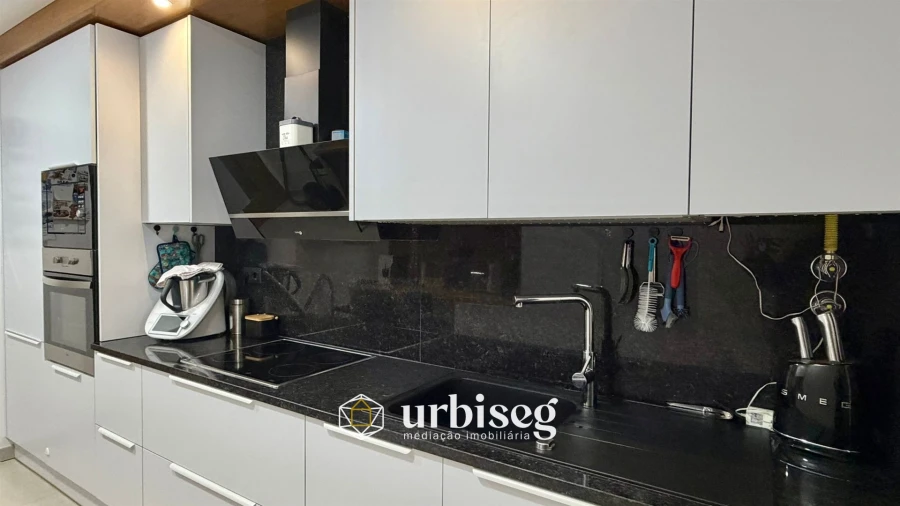 Apartamento T3 para Venda em Tavarede Foto 17