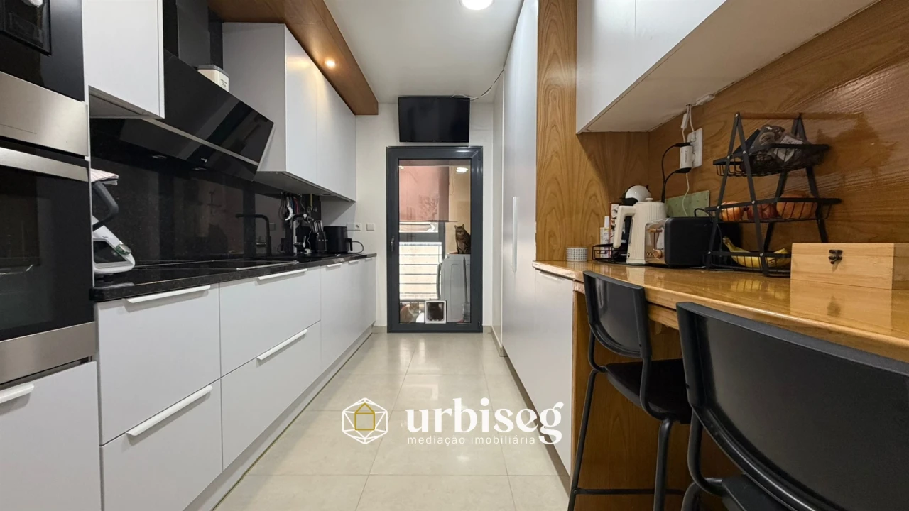 Apartamento T3 para Venda em Tavarede Foto 16