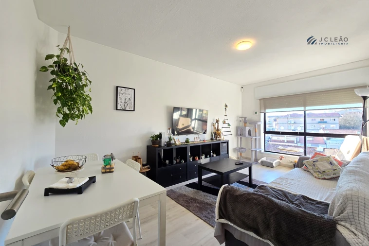 Apartamento T2 para Venda em Ermesinde Foto 2