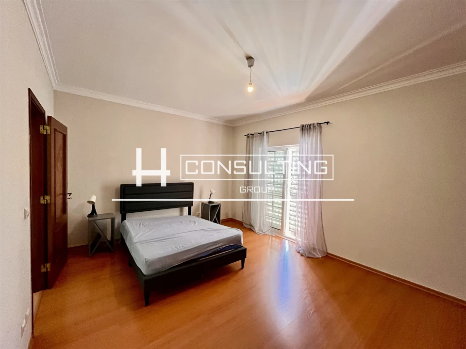 Moradia T3 para Arrendamento em Quinta do Conde Foto 30