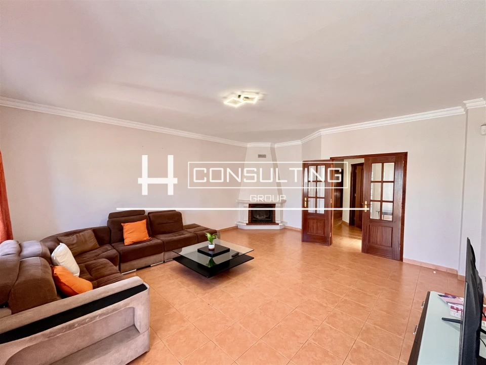 Moradia T3 para Arrendamento em Quinta do Conde Foto 26