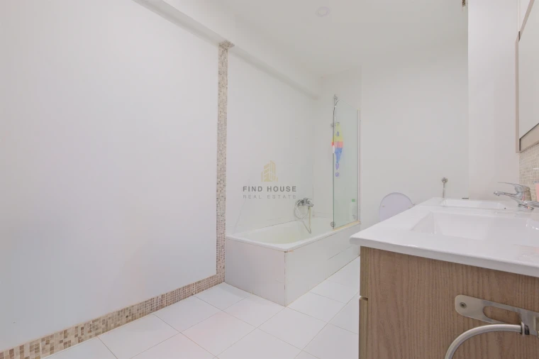 Apartamento T3 para Venda em Rio de Mouro Foto 19